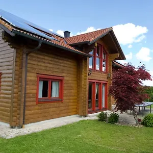 Holzblockhaus Franziska Plattling